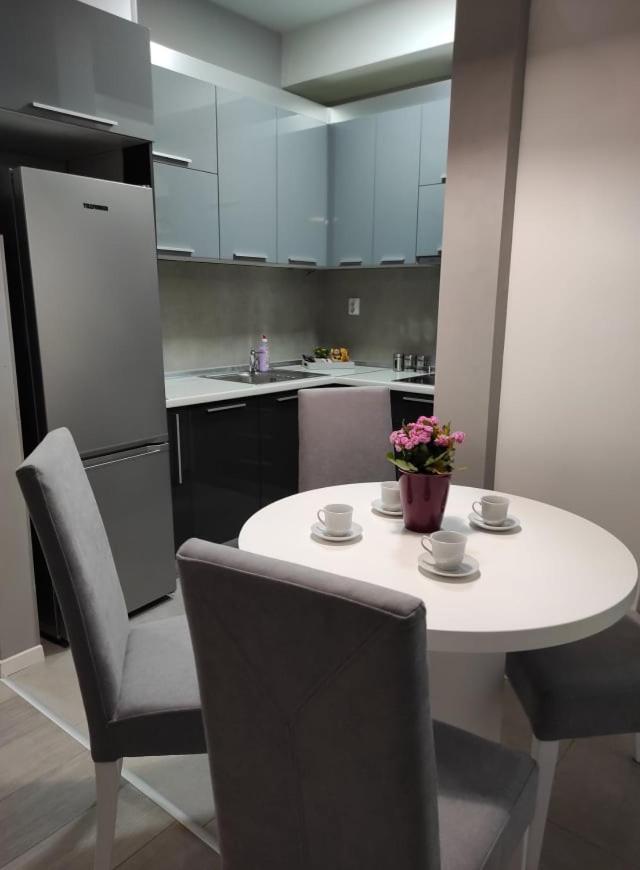 Centar One Apartmant Skopje Exteriör bild